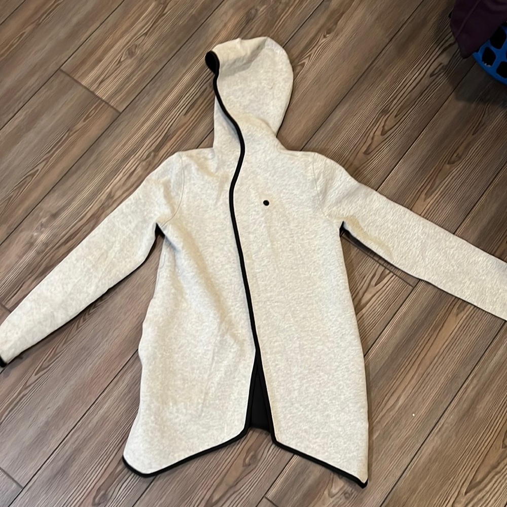 Ivivva size 10 grey and black reversible hoodie